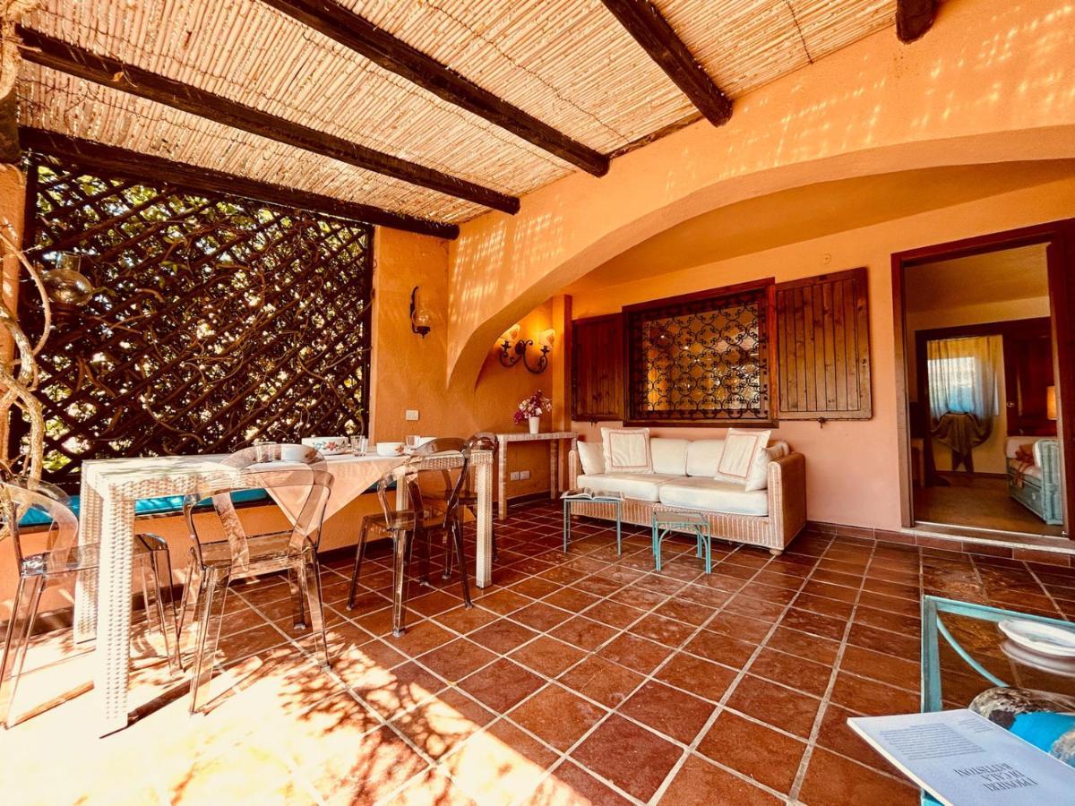 Villetta A Schiera Caprifogli Baja Sardinia Extérieur photo